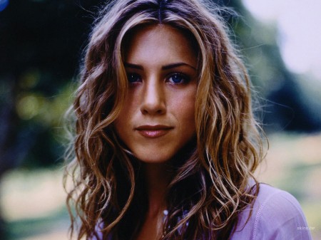 jennifer-aniston-wallpaper-17